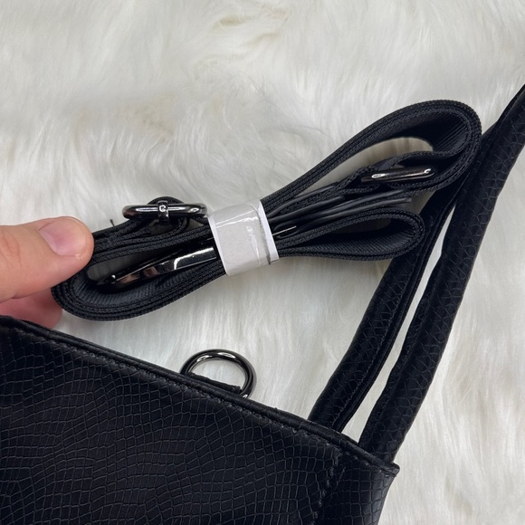 Black Fringe Studded Gothic Punk Rivet Fringe Shoulder Bag Agrippa brand purse - Picture 12 of 13